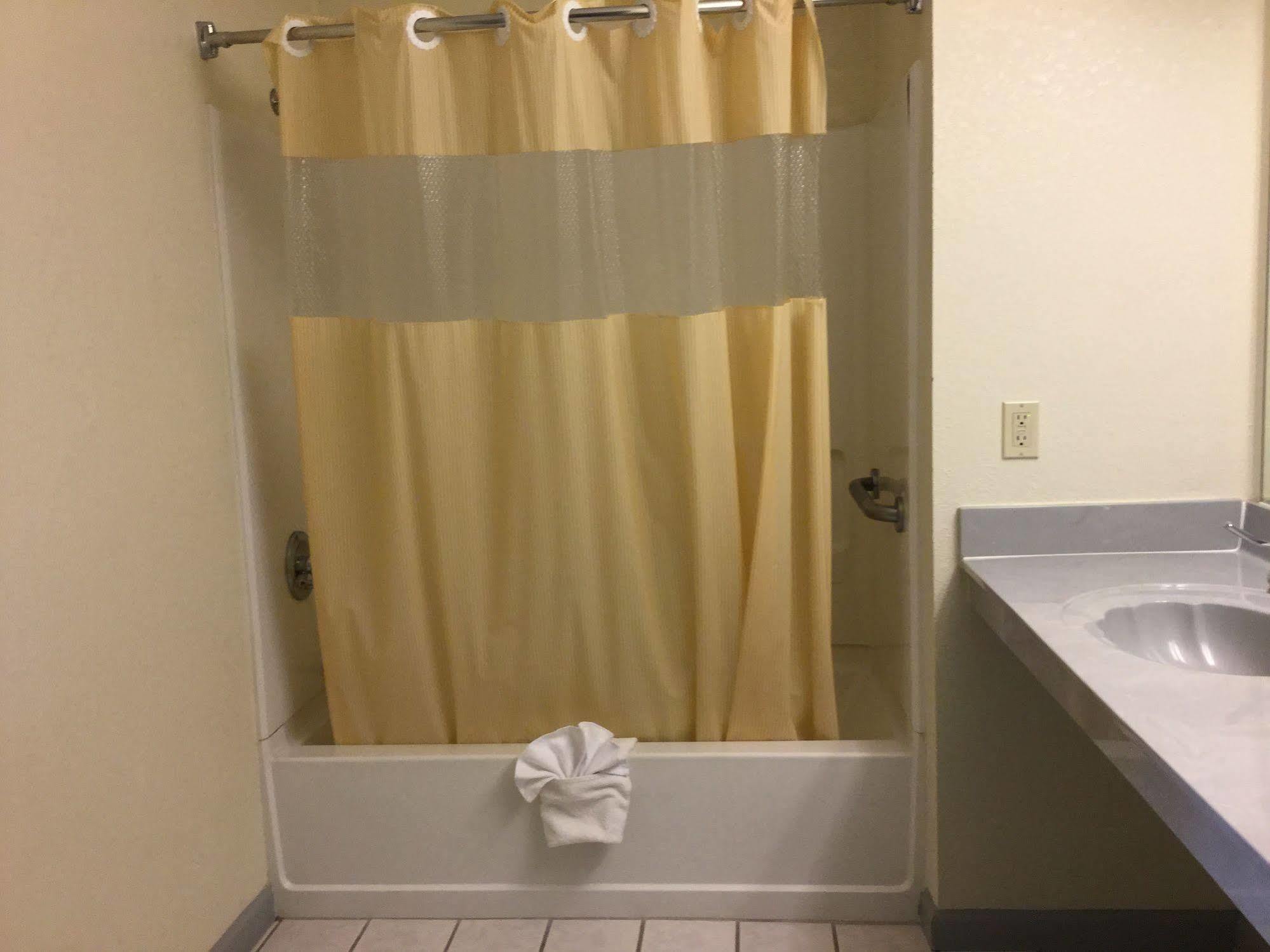 Americas Best Value Inn Cabot Eksteriør billede